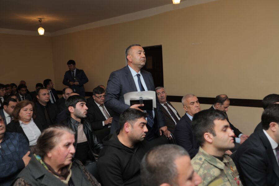 Niyazi Bayramov sakinlərin müraciətlərini dinlədi - FOTOLAR