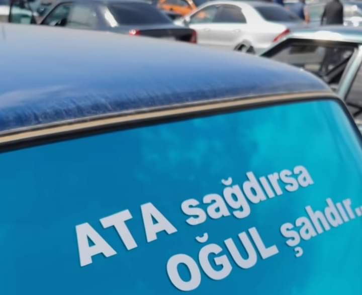 DYP-nin yaydığı fotolar şok etdi: "Sevmirsən, heç olmaya..."