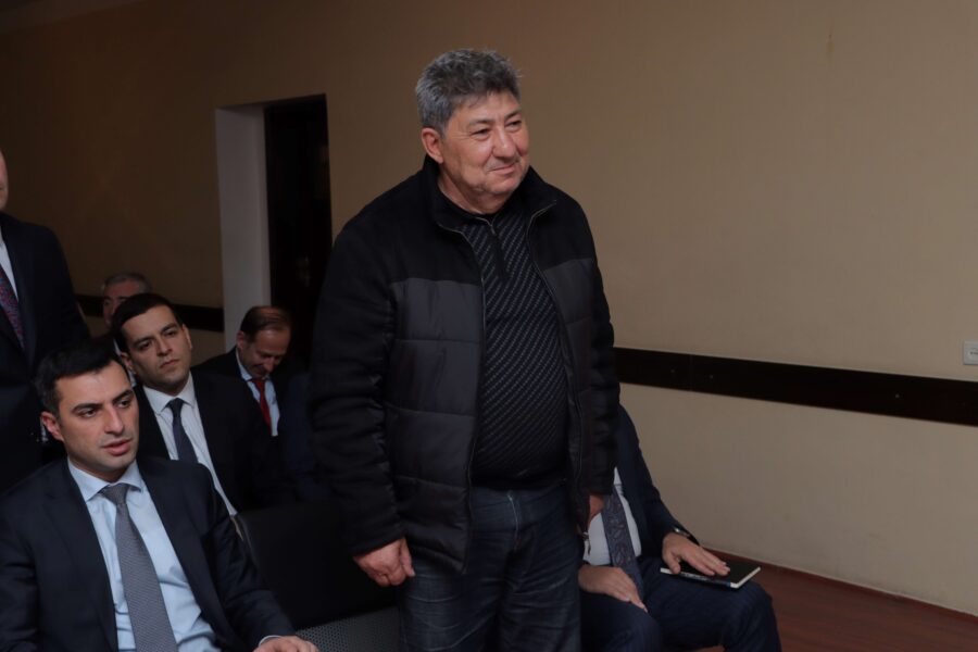 Niyazi Bayramov sakinlərin müraciətlərini dinlədi - FOTOLAR