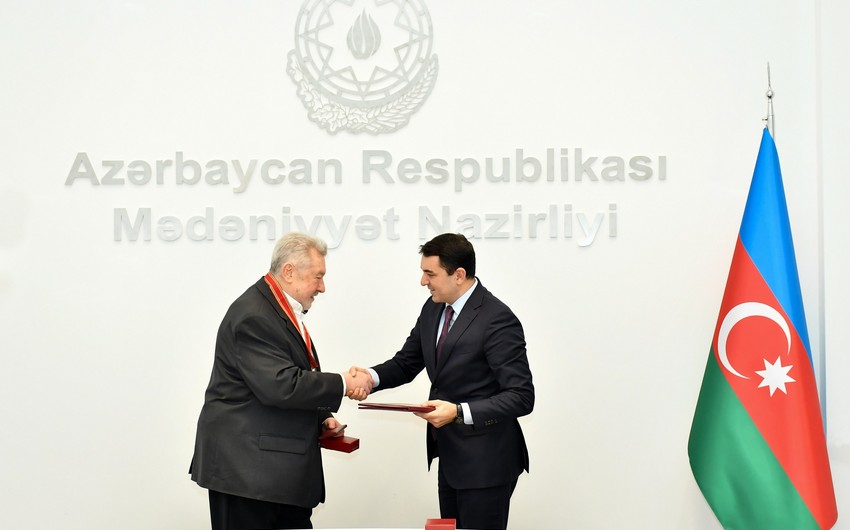 Yuli Qusmana “Şərəf” ordeni təqdim edildi - FOTO