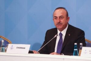 Çavuşoğlu və Ərsoy təltif edildi