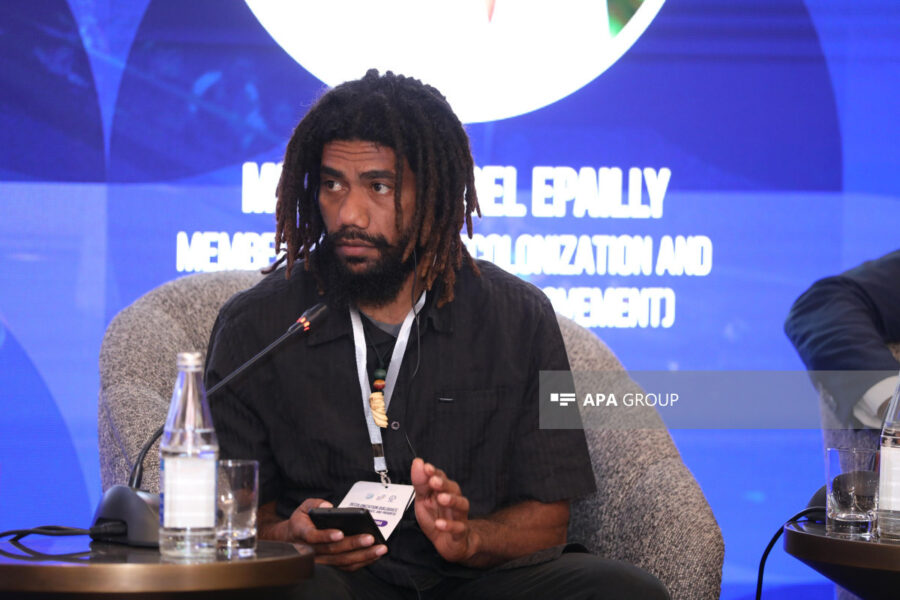 Fransa dominantlığından azad olmaq istəyirik - Aleks Loic