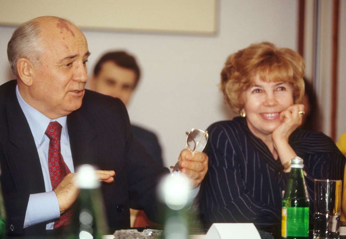 Горбачева люблю его. Горбачева люблю его