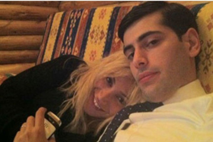 Röyanın yaxın adamı Türkiyədə tutuldu