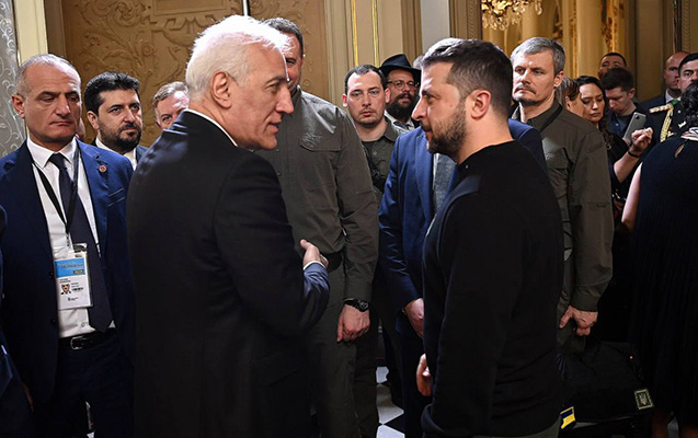 Ermənistan prezidenti Zelenski ilə görüşdü