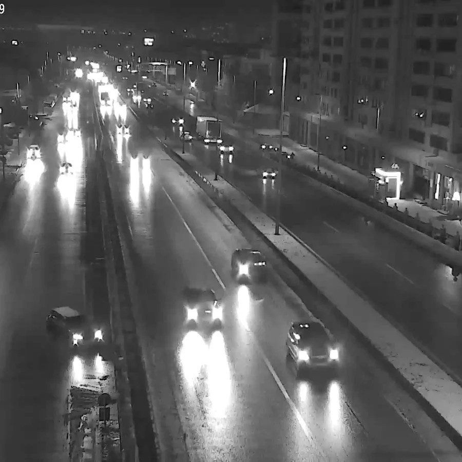 Qarlı havada paytaxt yollarındakı son vəziyyət: sıxlıq var? - VİDEO 6 Qarlı havada paytaxt yollarındakı son vəziyyət: sıxlıq var? - VİDEO