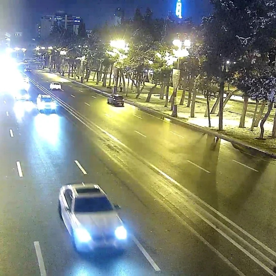 Qarlı havada paytaxt yollarındakı son vəziyyət: sıxlıq var? - VİDEO