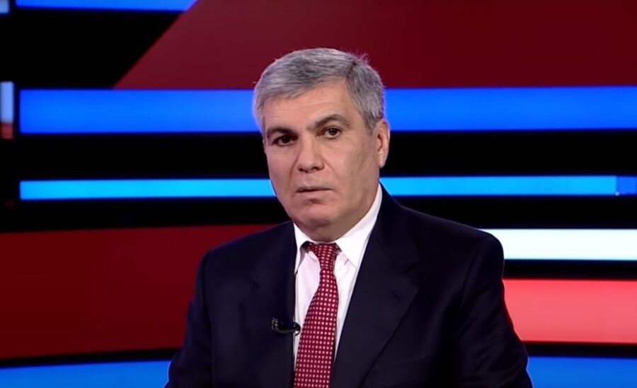 Onları Zəngəzurdan çıxarmalıyıq - Sərkisyan