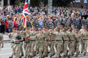 Britaniya Rusiya ilə müharibəyə hazırlaşır: "120 minlik böyük ordu..."