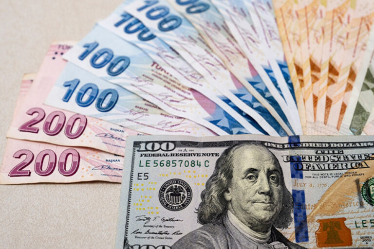 Qonşu ölkədə dollar kəskin bahalaşdı – Azərbaycanı nələr gözləyir?