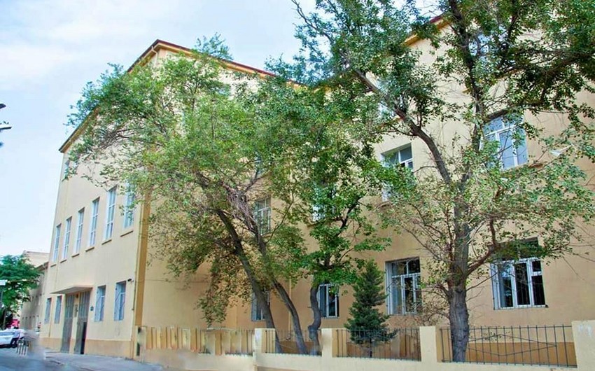 Bakıda bu məktəb sökülür - Rəsmi