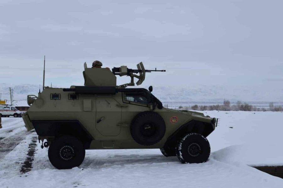 Xüsusi təyinatlılarımız "düşmən"i məhv etdi - FOTOLAR