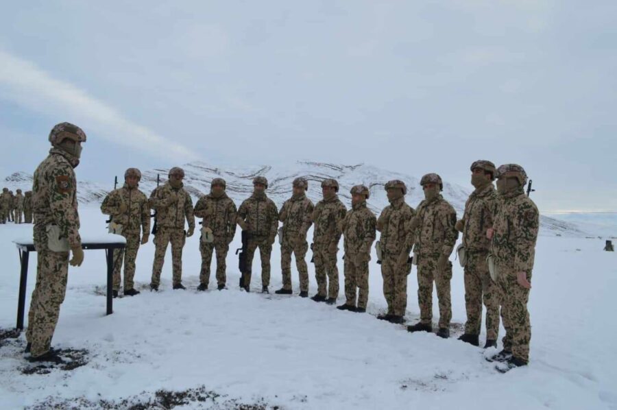 Xüsusi təyinatlılarımız "düşmən"i məhv etdi - FOTOLAR