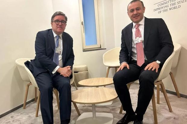 Obrayenlə Qriqroyan arasında müzakirə