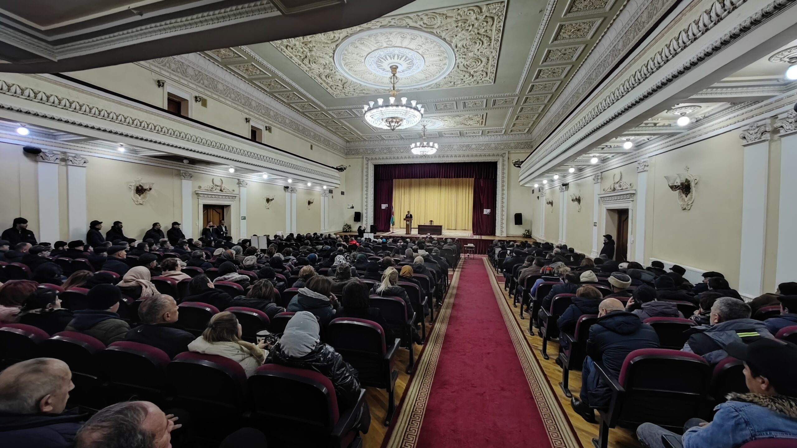 Prezidentliyə namizəd Qüdrət Həsənquliyev Qaradağda seçicilərlə görüşdü - FOTO