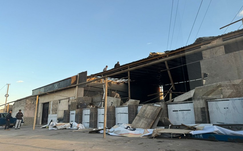 Bakıda qanunsuz tikili söküldü - VİDEO