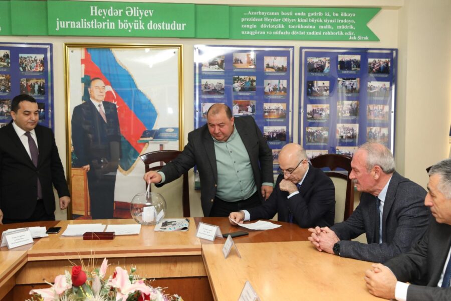 Ödənişsiz təşviqat materiallarının dərci üçün püşkatma keçirildi - FOTOLAR