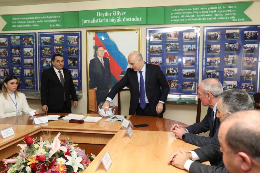 Ödənişsiz təşviqat materiallarının dərci üçün püşkatma keçirildi - FOTOLAR