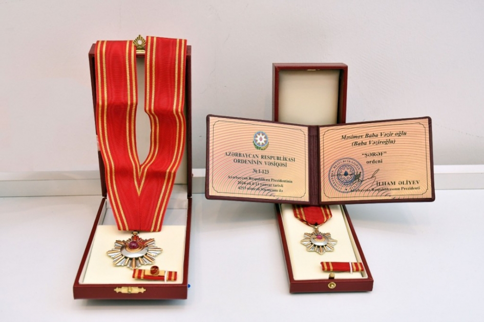 Baba Vəziroğluya “Şərəf” ordeni təqdim olundu - FOTOLAR