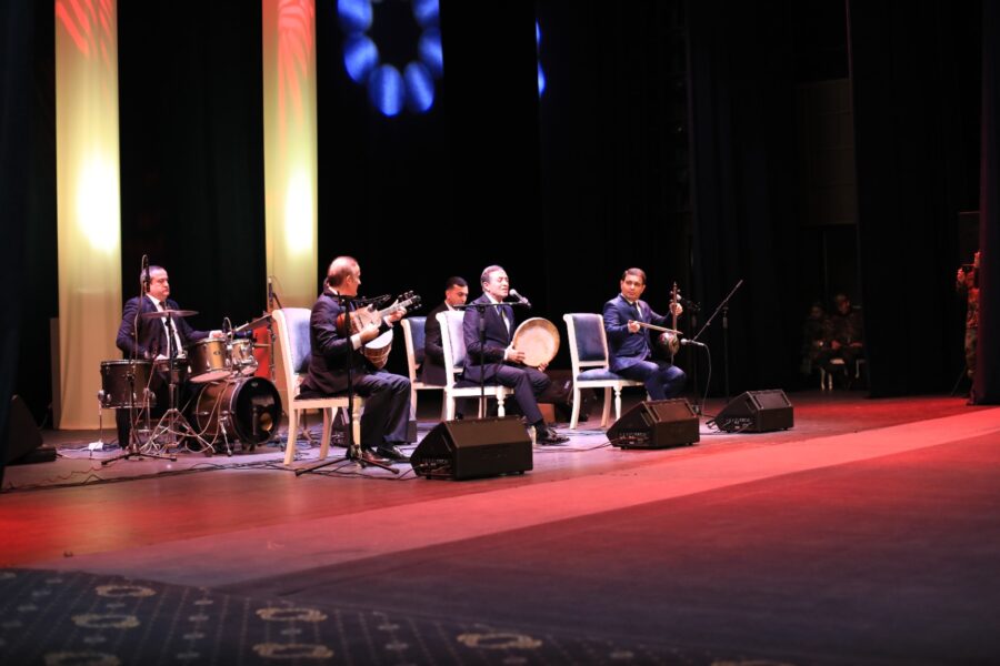 Xalq artisti Gəncədə konsert proqramı ilə çıxış etdi - FOTOLAR