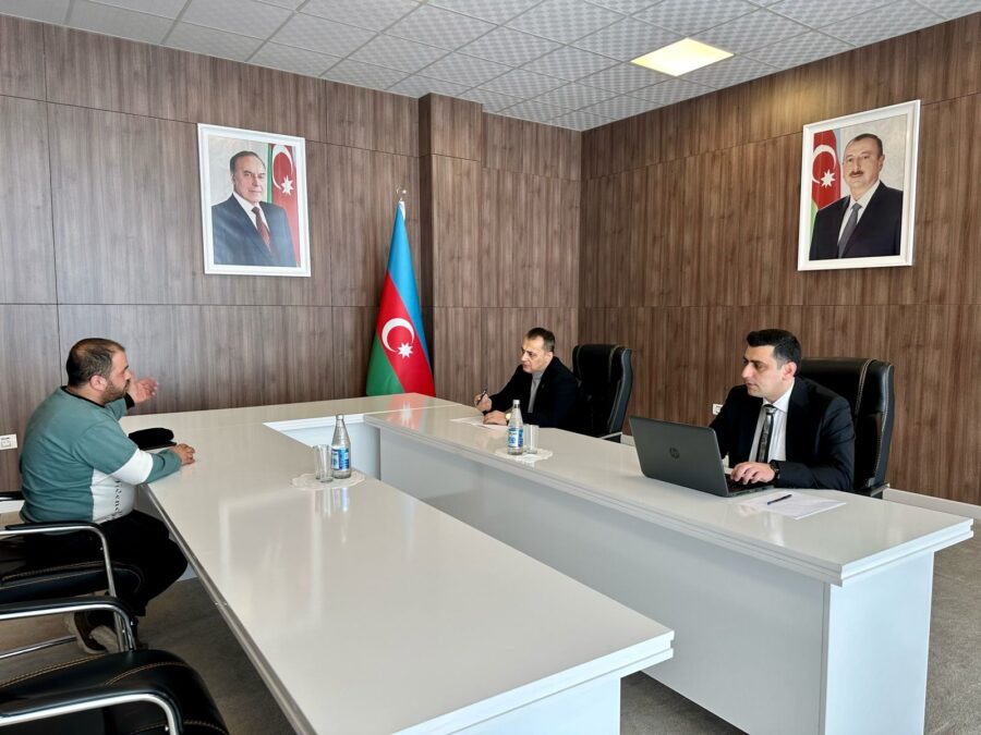 Vüqar İskəndərov vətəndaşları qəbul etdi - FOTO