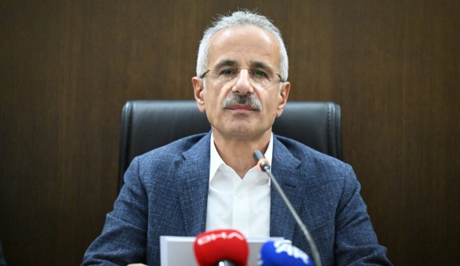 Türkiyəli nazir: "Zəngəzur dəhlizinin açılması üçün alternativ var"