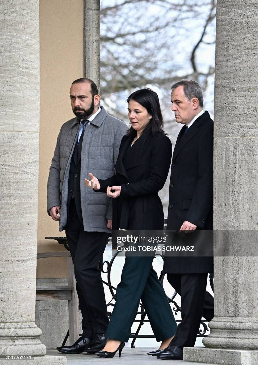 Ceyhun Bayramov, Berbok və Mirzoyanın gəzintisi… - VİDEO