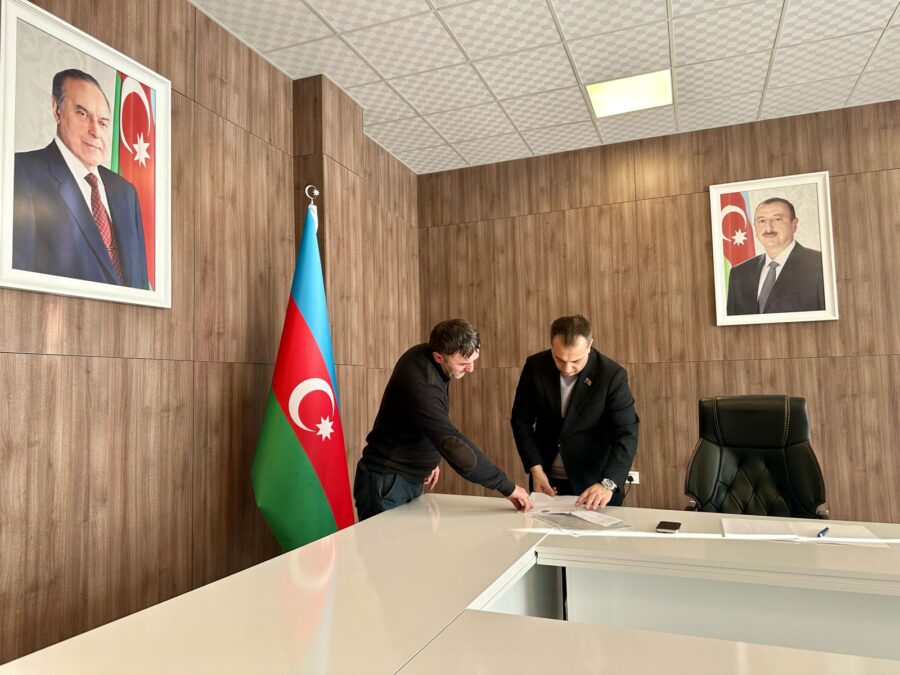 Vüqar İskəndərov vətəndaşları qəbul etdi - FOTO