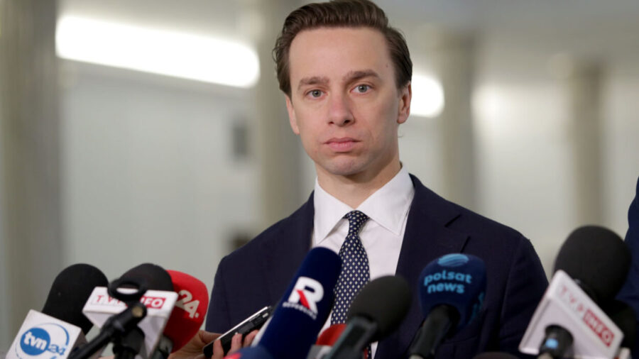 Polşa rəmisi: "Krım Rusiyaya məxsusdur"