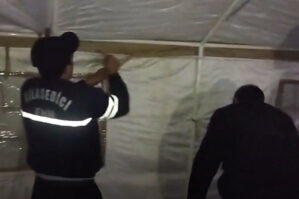 Vətəndaş üçün müvəqqəti çadır ev quruldu - VİDEO