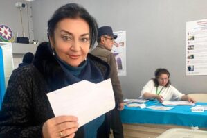 Məşhurlar da səs verdi - FOTOLAR