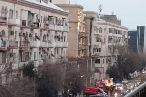 Bakıda otel yandı - FOTO