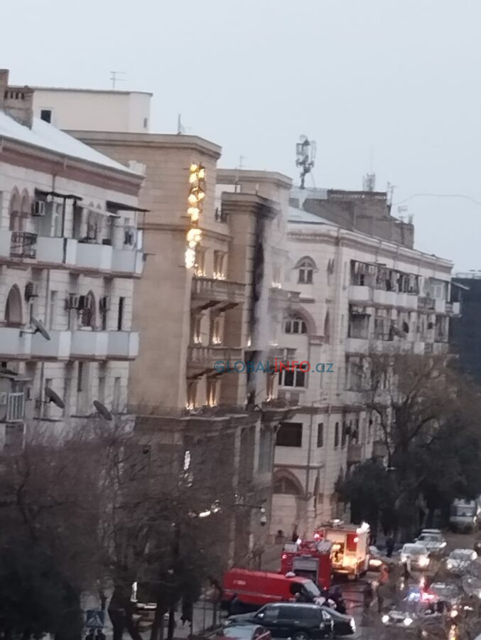 Bakıda otel yandı - FOTO