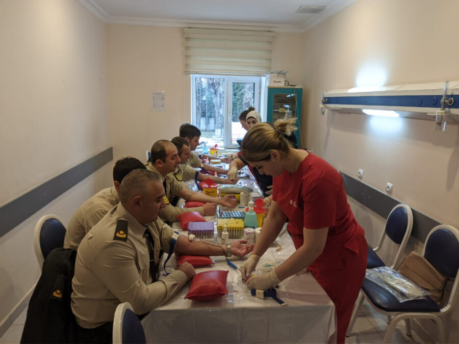 Dövlət Agentliyinin hərbi qulluqçuları qanvermə aksiyasında