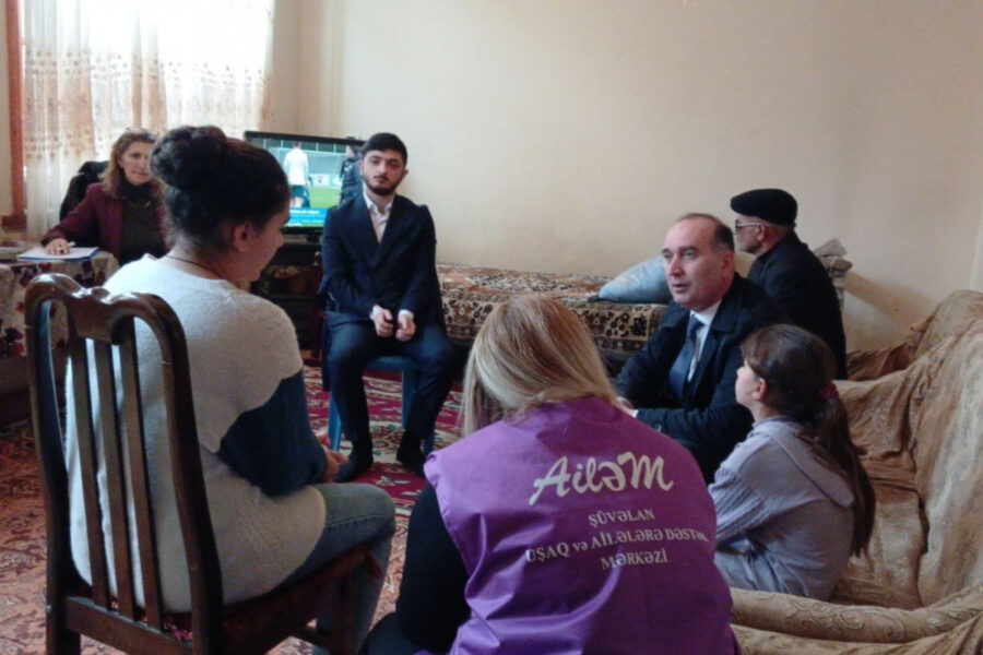 Dövlət Komitəsi həmin azyaşlı ilə görüşdü