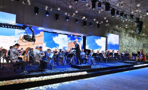 İlham Əliyev Tokayevin şərəfinə ziyafət verdi - FOTO