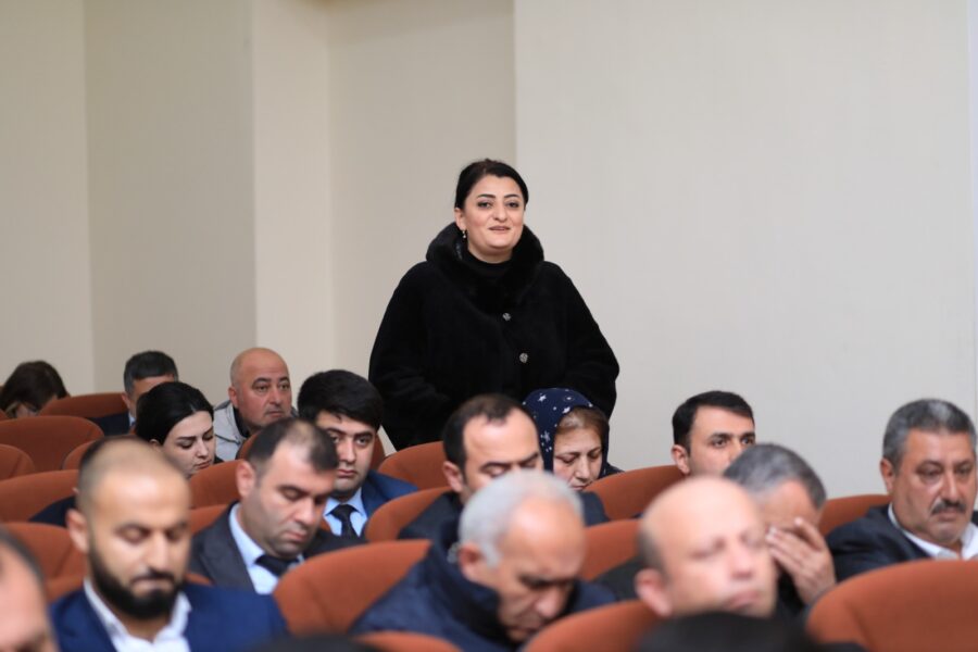 Niyazi Bayramov növbəti dəfə sakinlərlə görüşdü - FOTOLAR