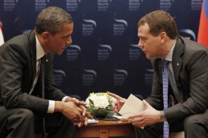 Medvedev 13 il sonra etiraf etdi: Obamadan soruşdum, dedi ki...