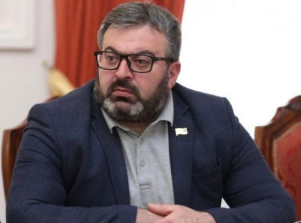 Müdafiə xətti ləğv olunur, Azərbaycan Ordusu bura girir – Erməni deputat