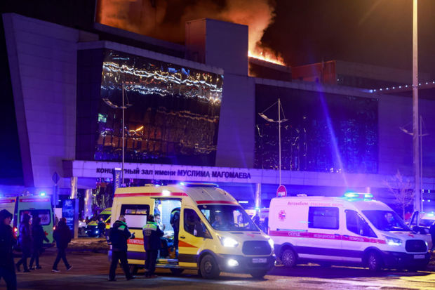 “Krokus”da DƏHŞƏT: ayaqyoludan 28 meyit tapıldı, analar...