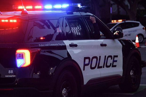 ABŞ-da ticarət mərkəzində silahlı insident: Öldürülənlər var - VİDEO 1 ABŞ-da ticarət mərkəzində silahlı insident: Öldürülənlər var - VİDEO