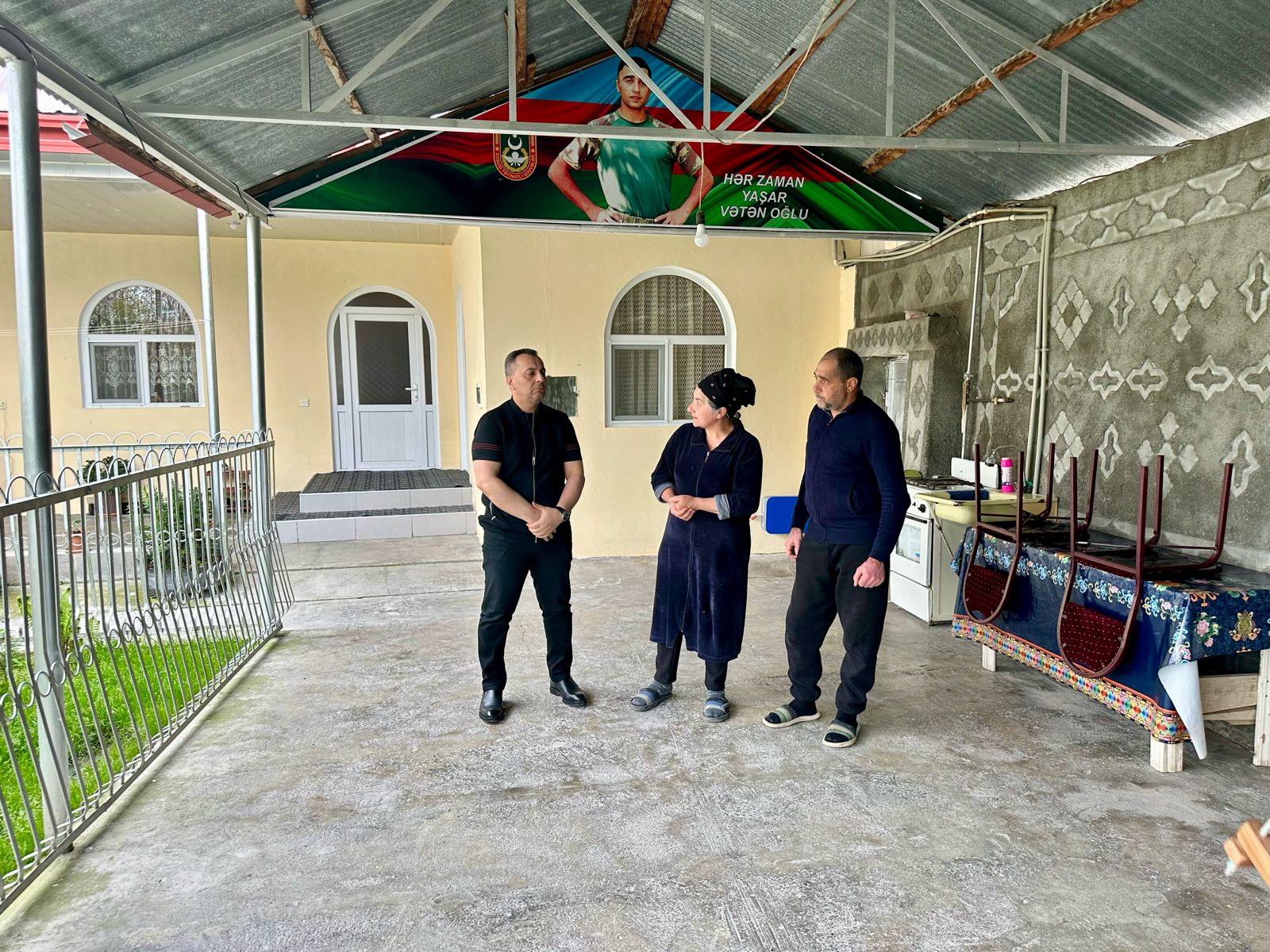 Vüqar İskəndərov şəhid ailələri ilə görüşdü - FOTOLAR