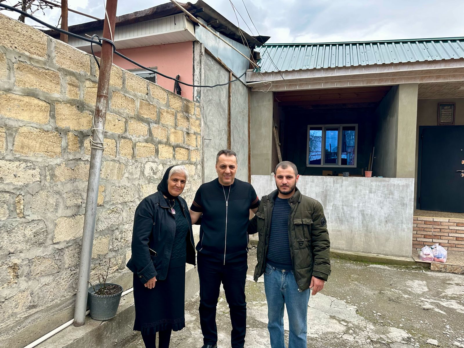 Vüqar İskəndərov şəhid ailələri ilə görüşdü - FOTOLAR