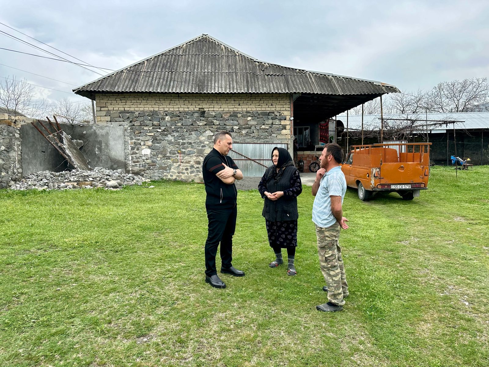 Vüqar İskəndərov şəhid ailələri ilə görüşdü - FOTOLAR