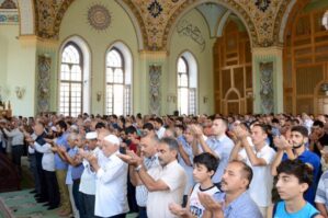 Ramazan bayramı namazının saatları açıqlandı - Rəsmi