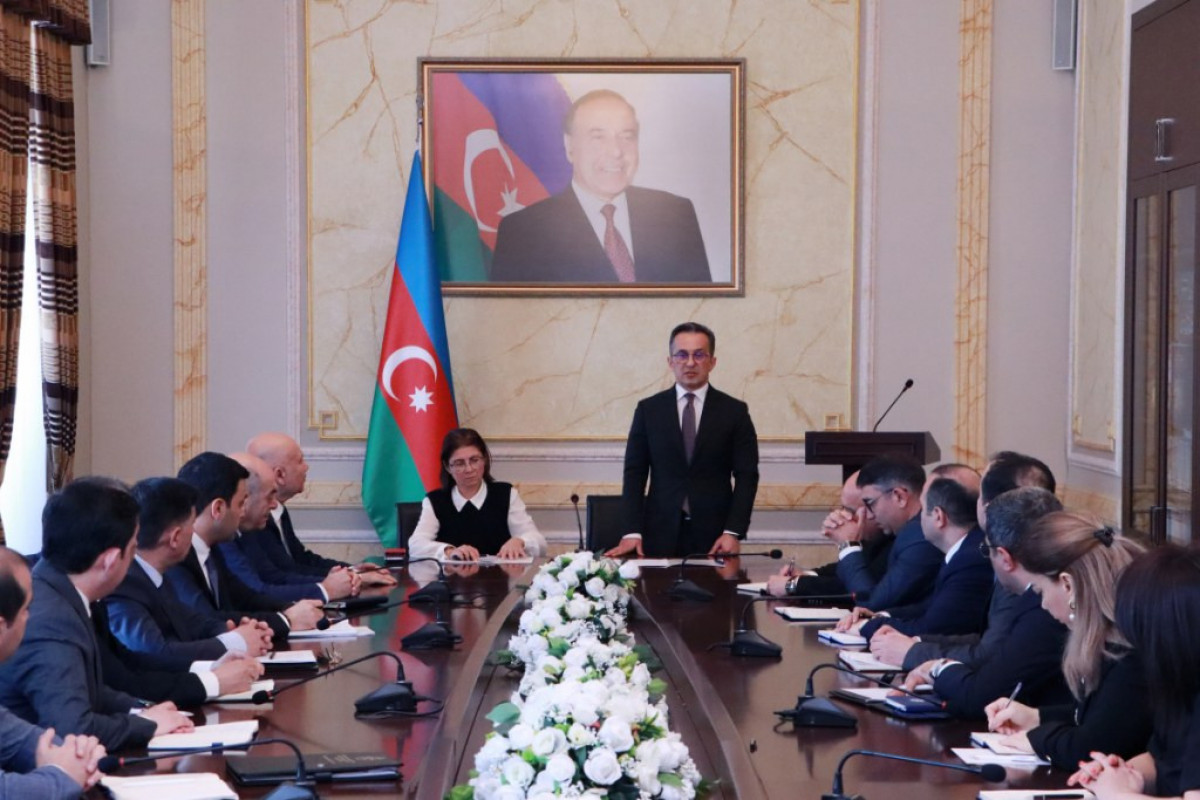 Ramin Məmmədov kollektivə təqdim edildi - FOTOLAR