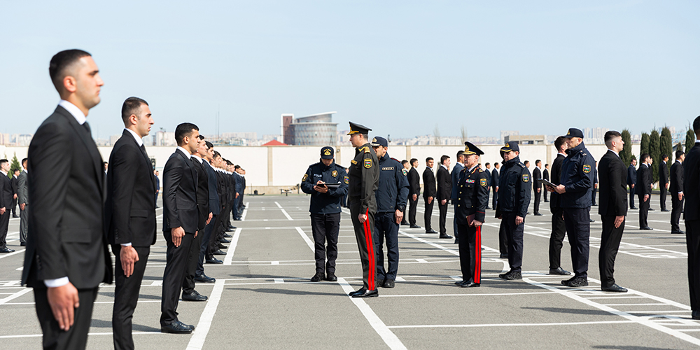 Vilayət Eyvazov sıra baxışı keçirdi - FOTO