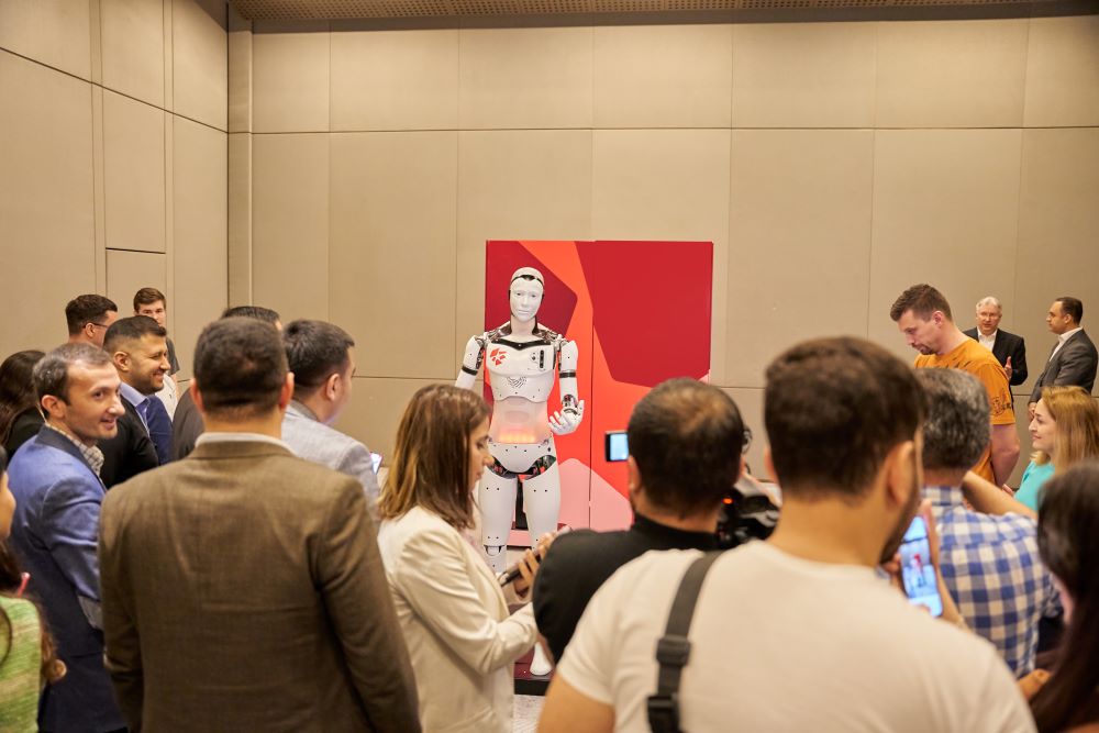 “Bakcell” ilə innovasiya dövrü başlayır! - FOTOLAR