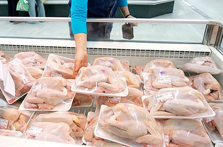 Piştaxtadakı toyuqlar niyə fərqli qiymətə satılır? - VİDEO