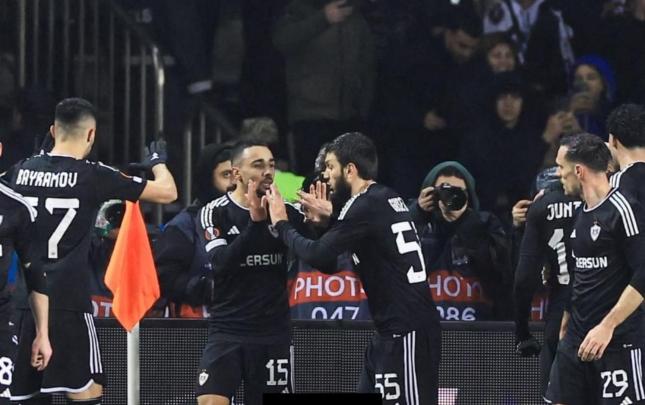 Çempionluq kuboku "Qarabağ"a verildi